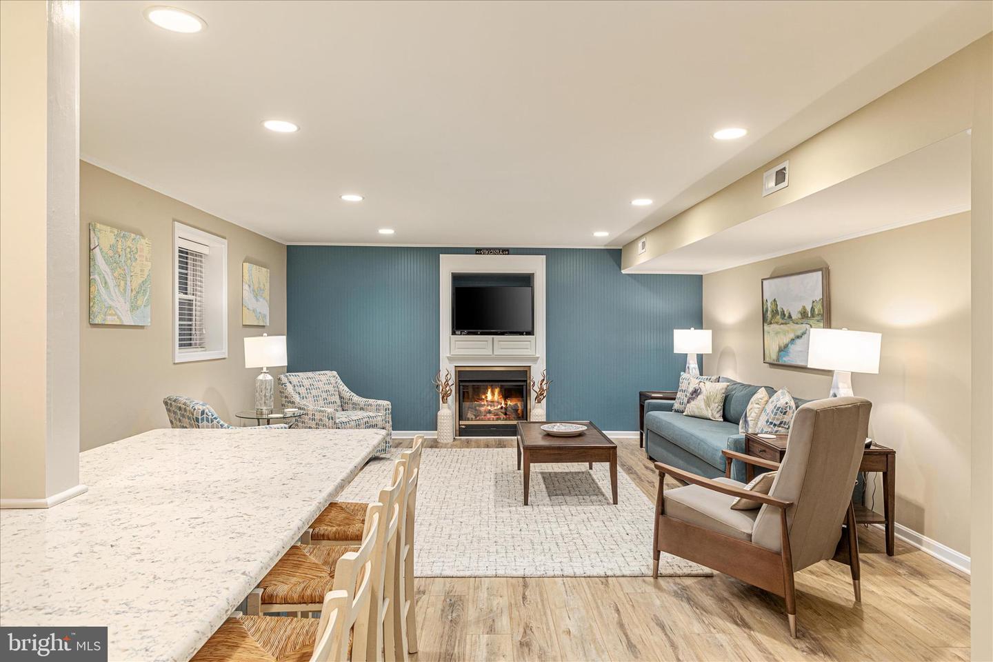 9953 CORSICA ST, VIENNA, Virginia 22181, 5 Bedrooms Bedrooms, ,3 BathroomsBathrooms,Residential,For sale,9953 CORSICA ST,VAFX2282572 MLS # VAFX2282572