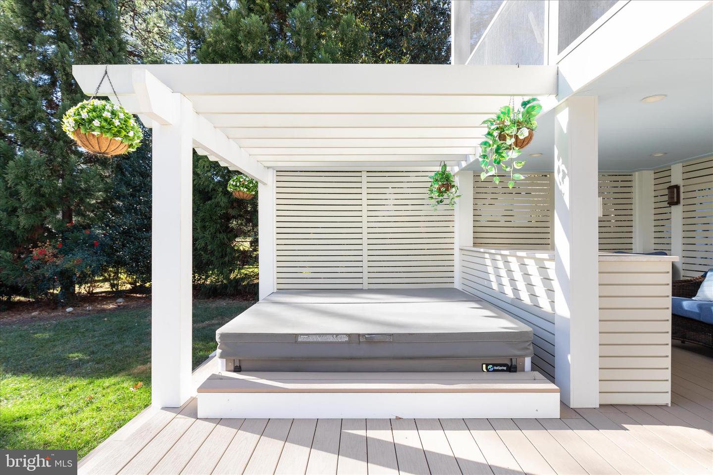 9953 CORSICA ST, VIENNA, Virginia 22181, 5 Bedrooms Bedrooms, ,3 BathroomsBathrooms,Residential,For sale,9953 CORSICA ST,VAFX2282572 MLS # VAFX2282572