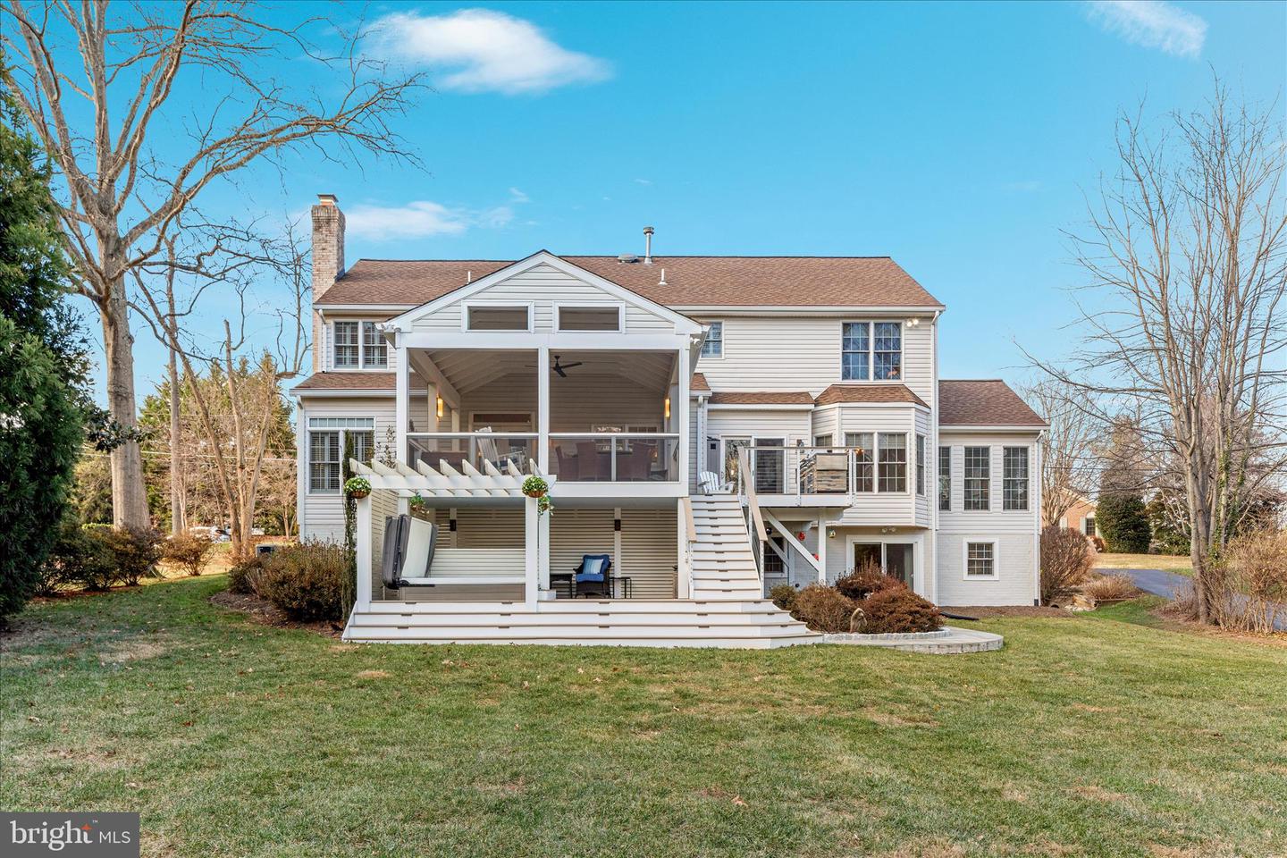 9953 CORSICA ST, VIENNA, Virginia 22181, 5 Bedrooms Bedrooms, ,3 BathroomsBathrooms,Residential,For sale,9953 CORSICA ST,VAFX2282572 MLS # VAFX2282572