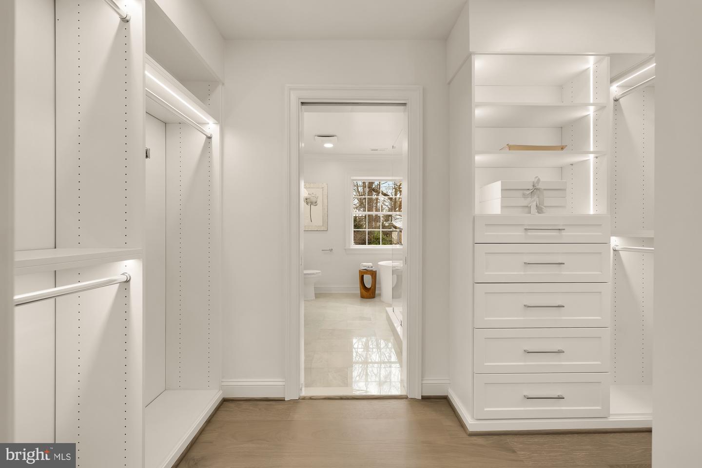 4827 SEDGWICK ST NW, WASHINGTON, District Of Columbia 20016, 6 Bedrooms Bedrooms, ,5 BathroomsBathrooms,Residential,For sale,4827 SEDGWICK ST NW,DCDC2235108 MLS # DCDC2235108