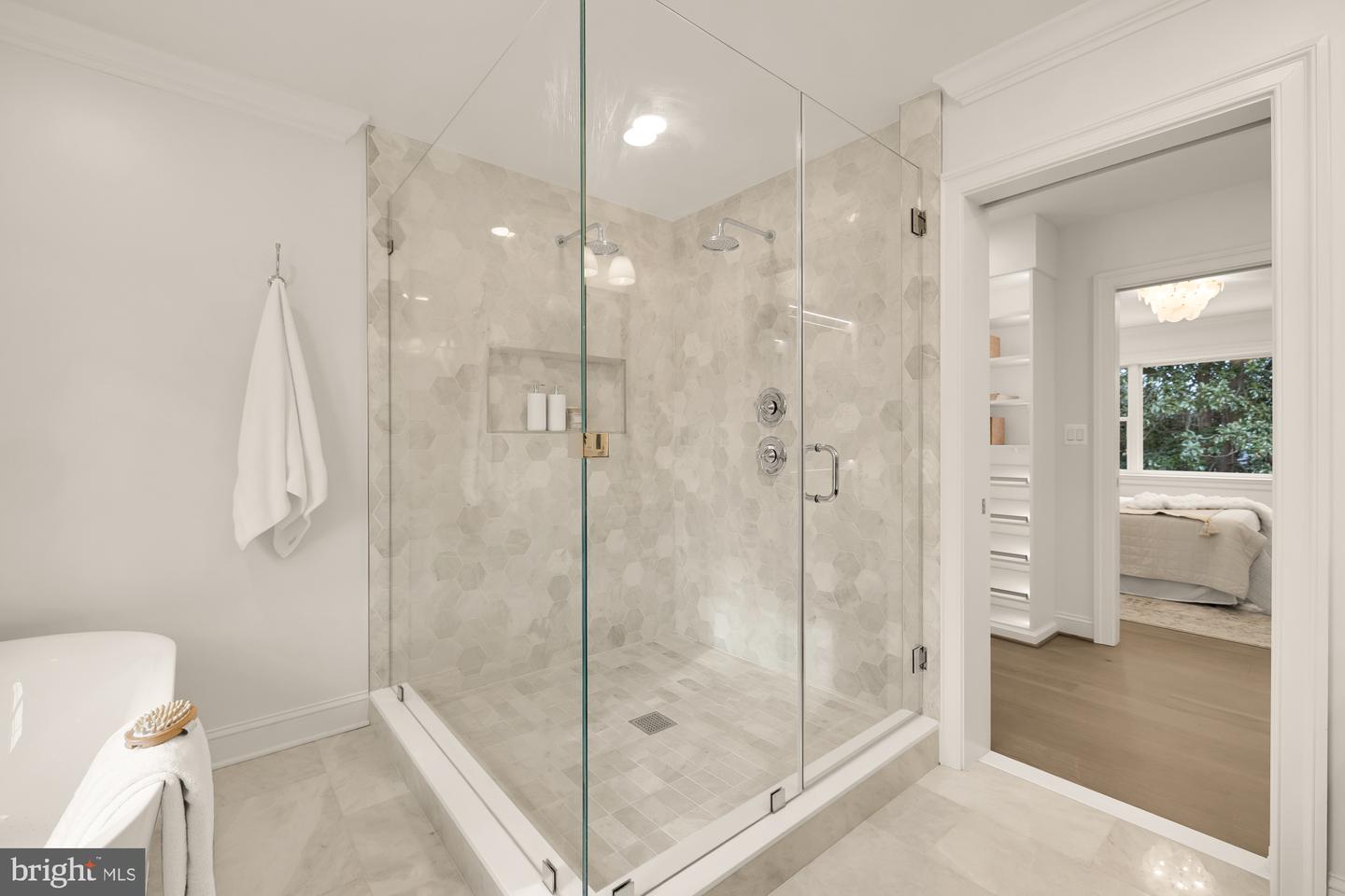 4827 SEDGWICK ST NW, WASHINGTON, District Of Columbia 20016, 6 Bedrooms Bedrooms, ,5 BathroomsBathrooms,Residential,For sale,4827 SEDGWICK ST NW,DCDC2235108 MLS # DCDC2235108