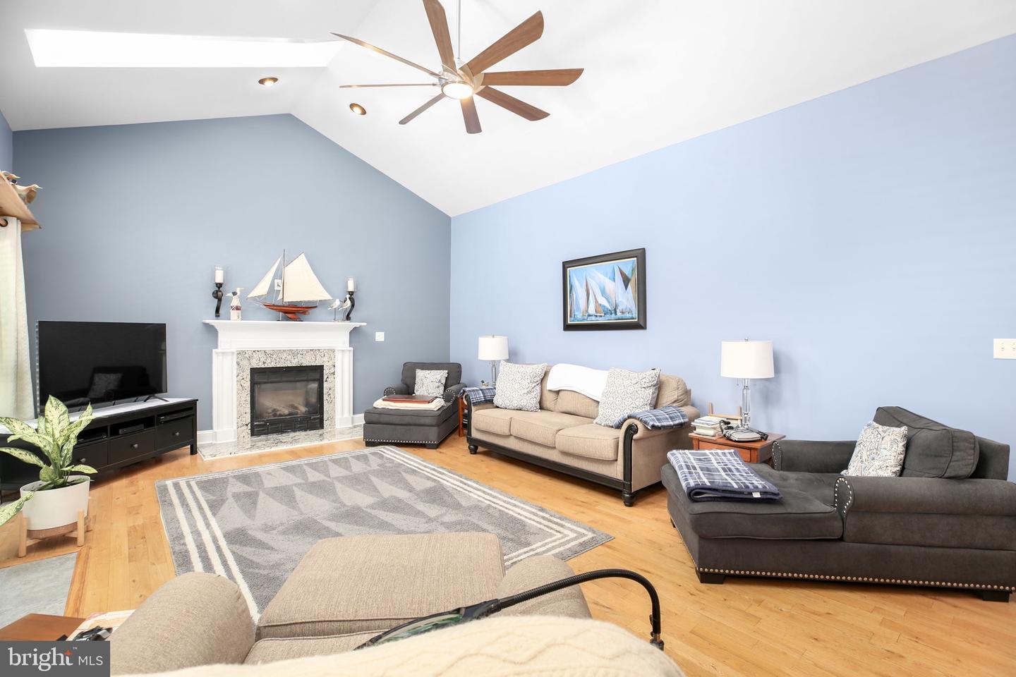 108 HUNTINGTON HILLS LN, FREDERICKSBURG, Virginia 22401, 6 Bedrooms Bedrooms, 16 Rooms Rooms,3 BathroomsBathrooms,Residential,For sale,108 HUNTINGTON HILLS LN,VAFB2009426 MLS # VAFB2009426