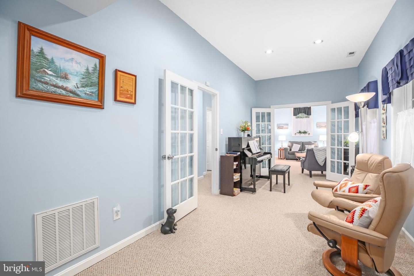 108 HUNTINGTON HILLS LN, FREDERICKSBURG, Virginia 22401, 6 Bedrooms Bedrooms, 16 Rooms Rooms,3 BathroomsBathrooms,Residential,For sale,108 HUNTINGTON HILLS LN,VAFB2009426 MLS # VAFB2009426