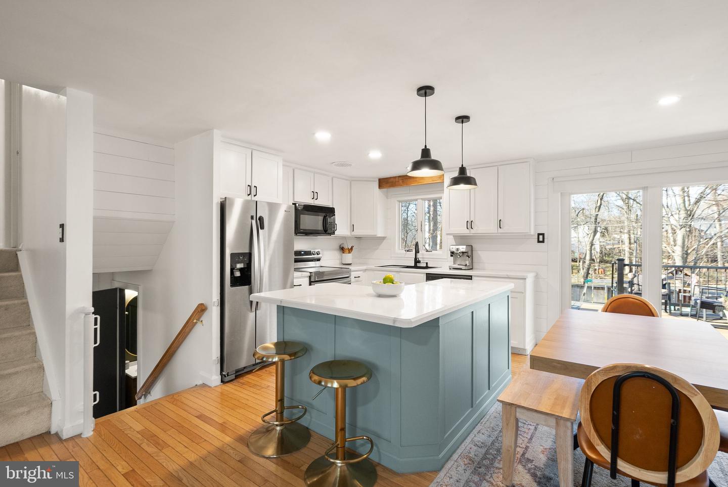 7902 CLIFF ROCK CT, SPRINGFIELD, Virginia 22153, 4 Bedrooms Bedrooms, ,2 BathroomsBathrooms,Residential,For sale,7902 CLIFF ROCK CT,VAFX2282668 MLS # VAFX2282668