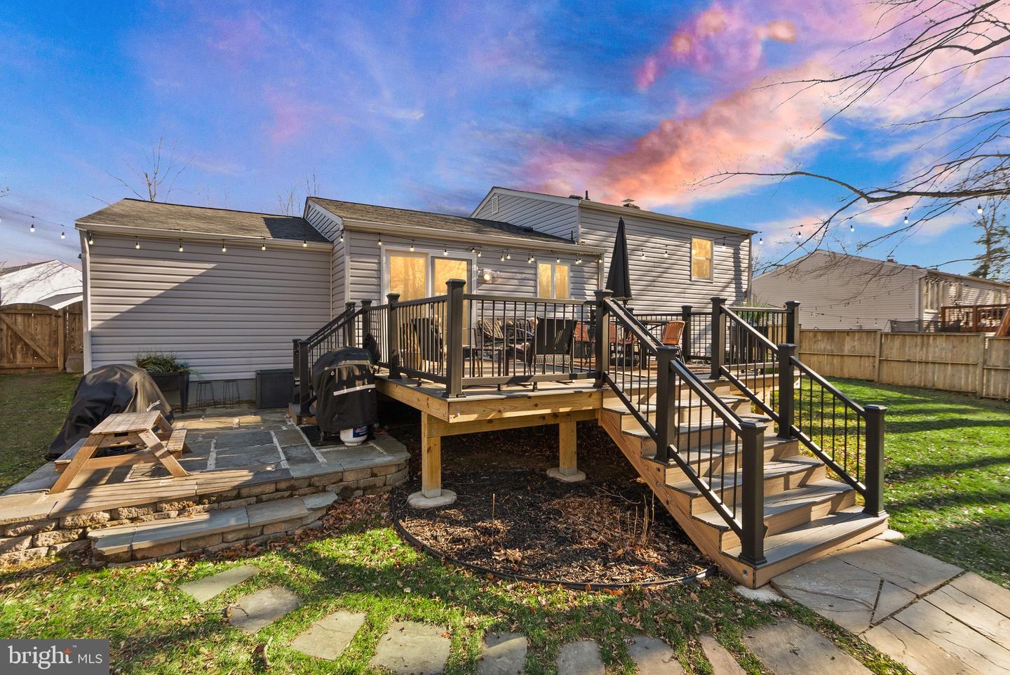 7902 CLIFF ROCK CT, SPRINGFIELD, Virginia 22153, 4 Bedrooms Bedrooms, ,2 BathroomsBathrooms,Residential,For sale,7902 CLIFF ROCK CT,VAFX2282668 MLS # VAFX2282668