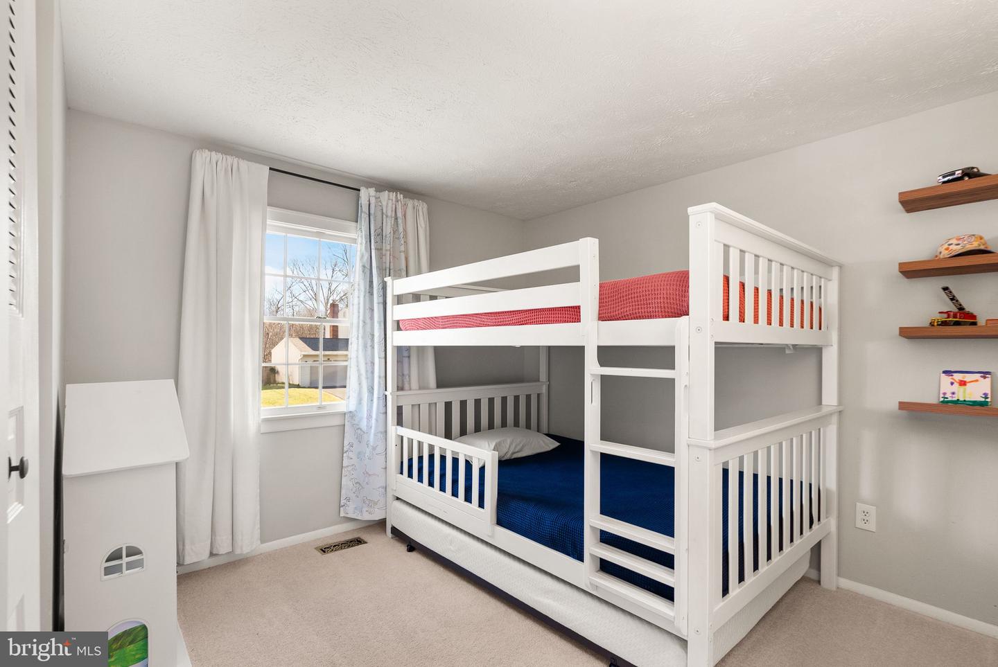 7902 CLIFF ROCK CT, SPRINGFIELD, Virginia 22153, 4 Bedrooms Bedrooms, ,2 BathroomsBathrooms,Residential,For sale,7902 CLIFF ROCK CT,VAFX2282668 MLS # VAFX2282668