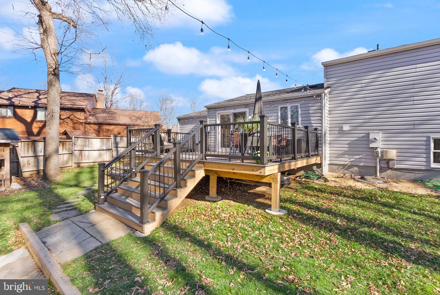 7902 CLIFF ROCK CT, SPRINGFIELD, Virginia 22153, 4 Bedrooms Bedrooms, ,2 BathroomsBathrooms,Residential,For sale,7902 CLIFF ROCK CT,VAFX2282668 MLS # VAFX2282668