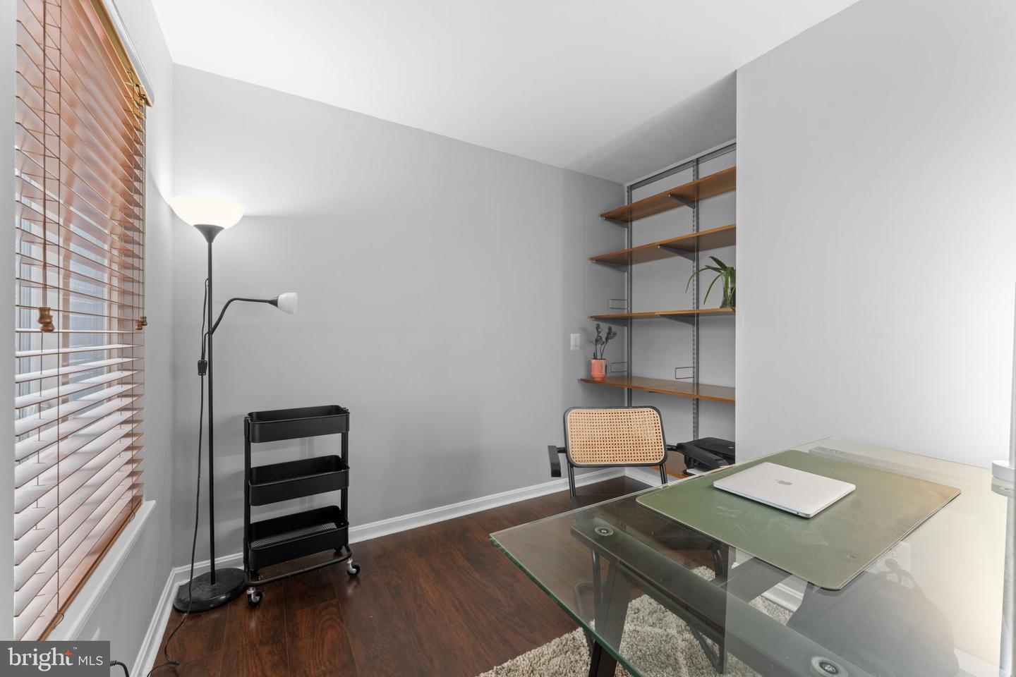 2806 LEE OAKS PL #202, FALLS CHURCH, Virginia 22046, 2 Bedrooms Bedrooms, 7 Rooms Rooms,2 BathroomsBathrooms,Residential,For sale,2806 LEE OAKS PL #202,VAFX2282678 MLS # VAFX2282678 2806 LEE OAKS PL #202, FALLS CHURCH, Virginia 22046, 2 Bedrooms Bedrooms, 7 Rooms Rooms,2 BathroomsBathrooms,Residential,For sale,2806 LEE OAKS PL #202,VAFX2282678 MLS # VAFX2282678