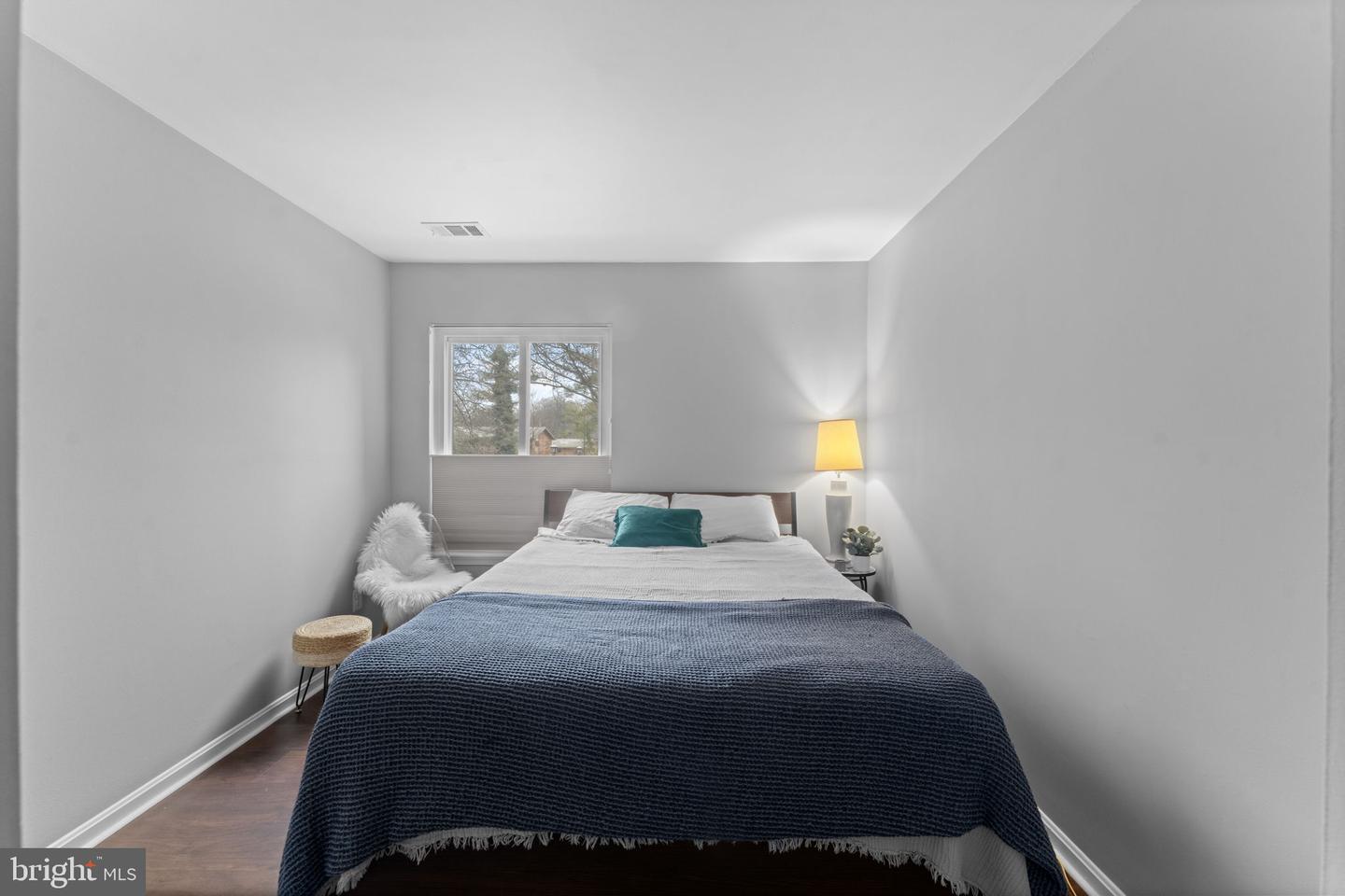 2806 LEE OAKS PL #202, FALLS CHURCH, Virginia 22046, 2 Bedrooms Bedrooms, 7 Rooms Rooms,2 BathroomsBathrooms,Residential,For sale,2806 LEE OAKS PL #202,VAFX2282678 MLS # VAFX2282678 2806 LEE OAKS PL #202, FALLS CHURCH, Virginia 22046, 2 Bedrooms Bedrooms, 7 Rooms Rooms,2 BathroomsBathrooms,Residential,For sale,2806 LEE OAKS PL #202,VAFX2282678 MLS # VAFX2282678