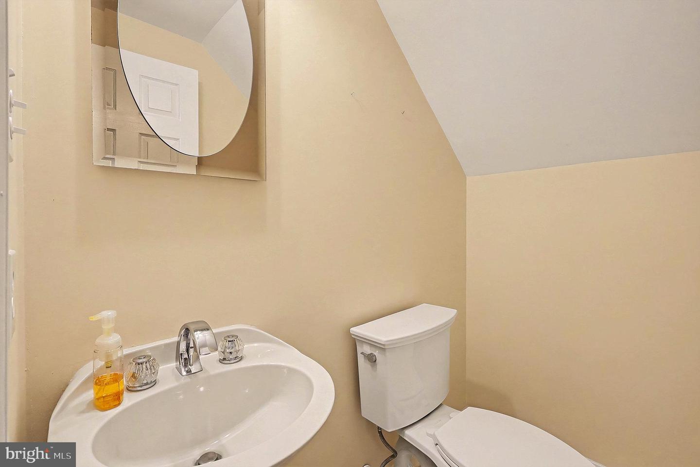 431 FORTRESS WAY #431, OCCOQUAN, Virginia 22125, 2 Bedrooms Bedrooms, 5 Rooms Rooms,2 BathroomsBathrooms,Residential,For sale,431 FORTRESS WAY #431,VAPW2109248 MLS # VAPW2109248