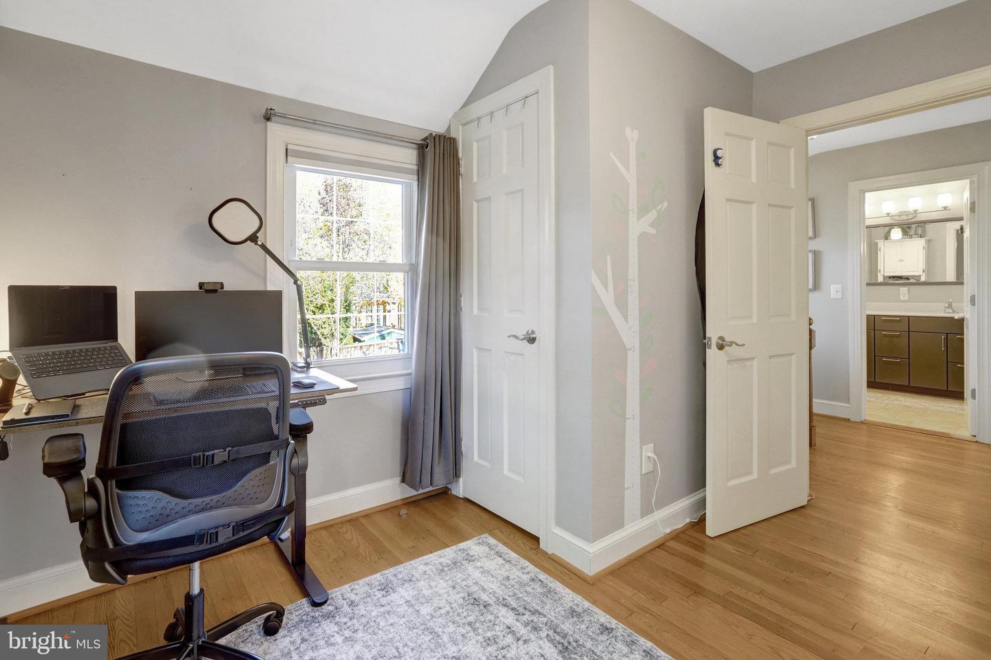 515 JANNEYS LN, ALEXANDRIA, Virginia 22302, 4 Bedrooms Bedrooms, ,2 BathroomsBathrooms,Residential,For sale,515 JANNEYS LN,VAAX2052490 MLS # VAAX2052490