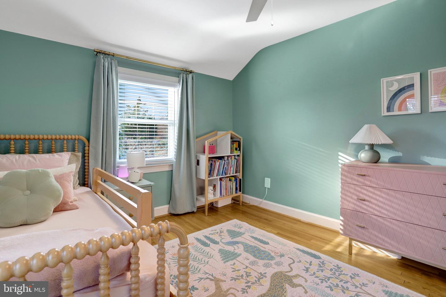 515 JANNEYS LN, ALEXANDRIA, Virginia 22302, 4 Bedrooms Bedrooms, ,2 BathroomsBathrooms,Residential,For sale,515 JANNEYS LN,VAAX2052490 MLS # VAAX2052490