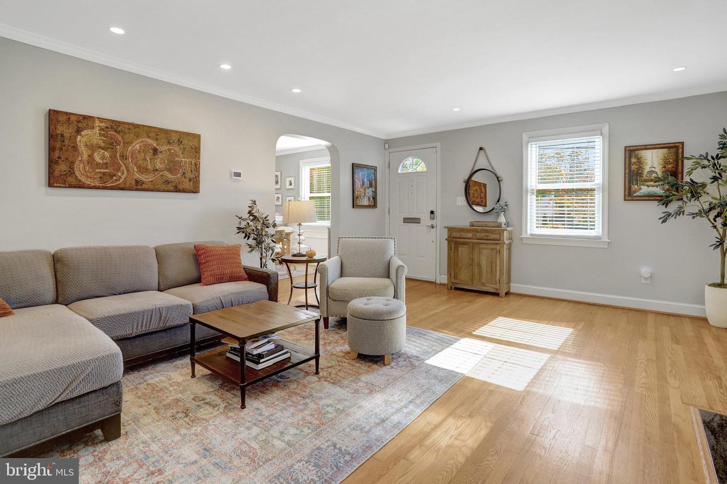 515 JANNEYS LN, ALEXANDRIA, Virginia 22302, 4 Bedrooms Bedrooms, ,2 BathroomsBathrooms,Residential,For sale,515 JANNEYS LN,VAAX2052490 MLS # VAAX2052490