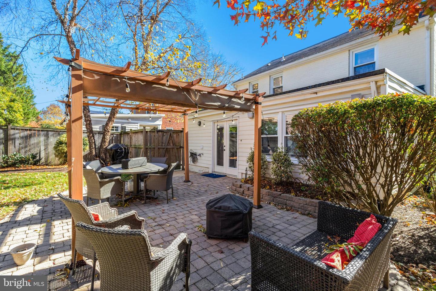 515 JANNEYS LN, ALEXANDRIA, Virginia 22302, 4 Bedrooms Bedrooms, ,2 BathroomsBathrooms,Residential,For sale,515 JANNEYS LN,VAAX2052490 MLS # VAAX2052490