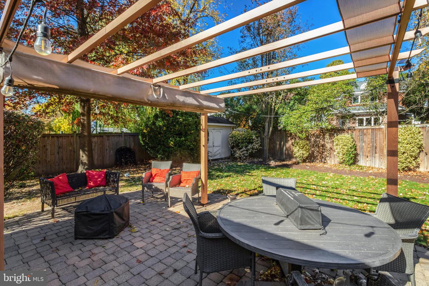 515 JANNEYS LN, ALEXANDRIA, Virginia 22302, 4 Bedrooms Bedrooms, ,2 BathroomsBathrooms,Residential,For sale,515 JANNEYS LN,VAAX2052490 MLS # VAAX2052490