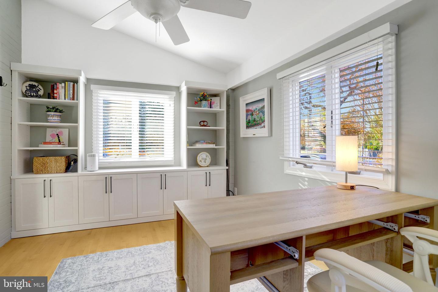 515 JANNEYS LN, ALEXANDRIA, Virginia 22302, 4 Bedrooms Bedrooms, ,2 BathroomsBathrooms,Residential,For sale,515 JANNEYS LN,VAAX2052490 MLS # VAAX2052490