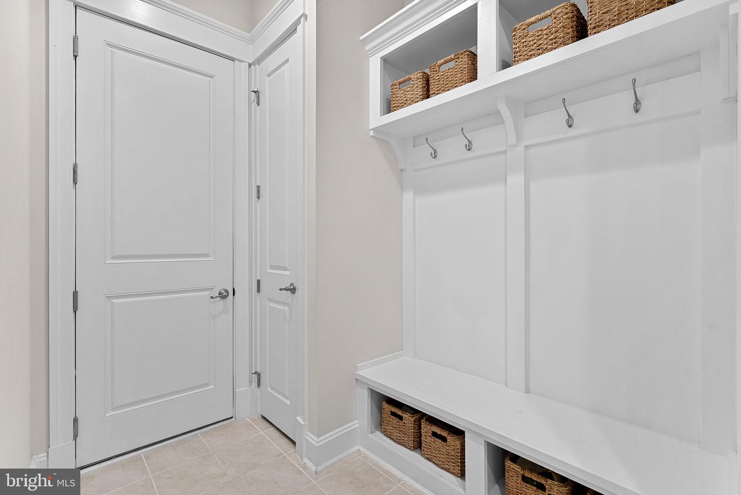 40986 FOXTAIL FIELDS DR, ALDIE, Virginia 20105, 6 Bedrooms Bedrooms, ,6 BathroomsBathrooms,Residential,For sale,40986 FOXTAIL FIELDS DR,VALO2112528 MLS # VALO2112528