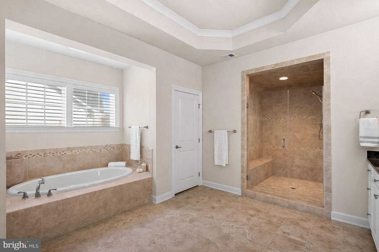 40986 FOXTAIL FIELDS DR, ALDIE, Virginia 20105, 6 Bedrooms Bedrooms, ,6 BathroomsBathrooms,Residential,For sale,40986 FOXTAIL FIELDS DR,VALO2112528 MLS # VALO2112528