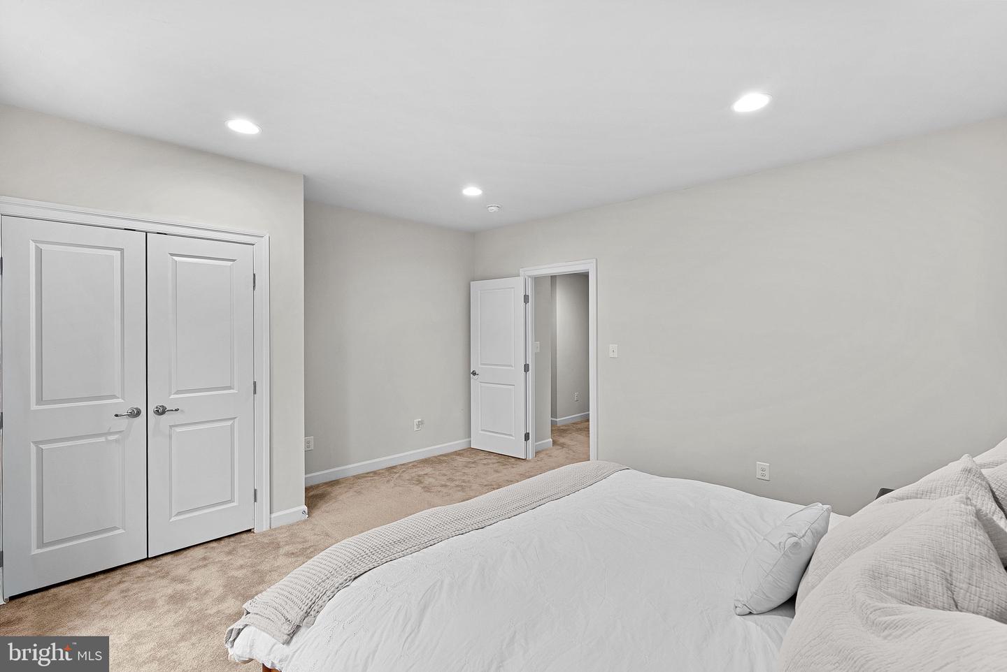 40986 FOXTAIL FIELDS DR, ALDIE, Virginia 20105, 6 Bedrooms Bedrooms, ,6 BathroomsBathrooms,Residential,For sale,40986 FOXTAIL FIELDS DR,VALO2112528 MLS # VALO2112528