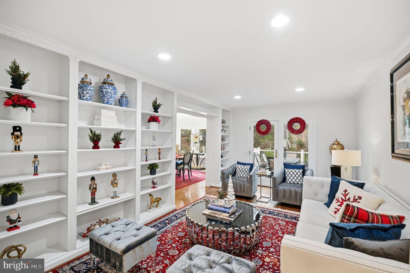 11728 STUART MILL RD, OAKTON, Virginia 22124, 5 Bedrooms Bedrooms, 12 Rooms Rooms,3 BathroomsBathrooms,Residential,For sale,11728 STUART MILL RD,VAFX2282934 MLS # VAFX2282934