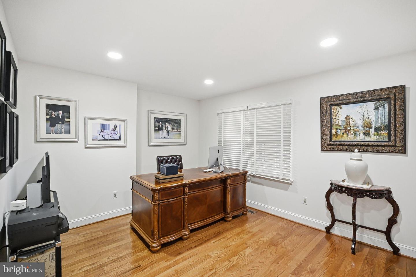 11728 STUART MILL RD, OAKTON, Virginia 22124, 5 Bedrooms Bedrooms, 12 Rooms Rooms,3 BathroomsBathrooms,Residential,For sale,11728 STUART MILL RD,VAFX2282934 MLS # VAFX2282934