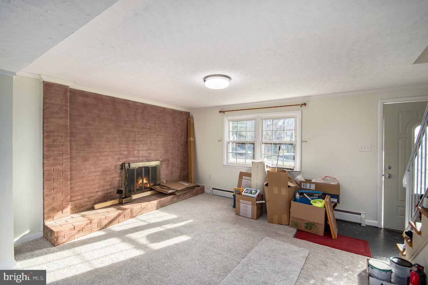 14508 DARBYDALE AVE, WOODBRIDGE, Virginia 22193, 4 Bedrooms Bedrooms, ,2 BathroomsBathrooms,Residential,For sale,14508 DARBYDALE AVE,VAPW2109324 MLS # VAPW2109324