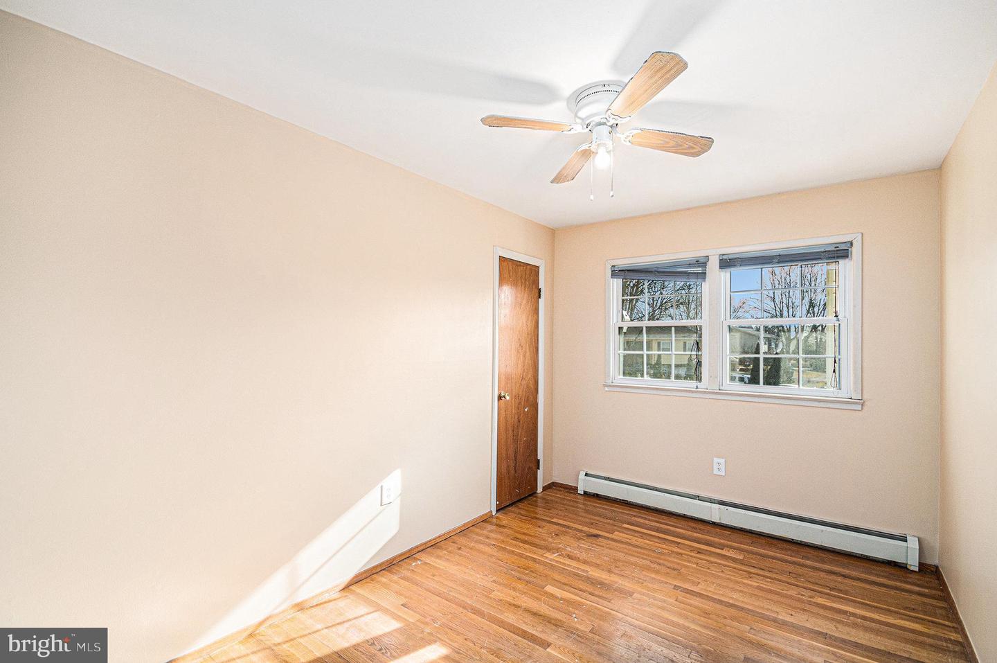 14508 DARBYDALE AVE, WOODBRIDGE, Virginia 22193, 4 Bedrooms Bedrooms, ,2 BathroomsBathrooms,Residential,For sale,14508 DARBYDALE AVE,VAPW2109324 MLS # VAPW2109324