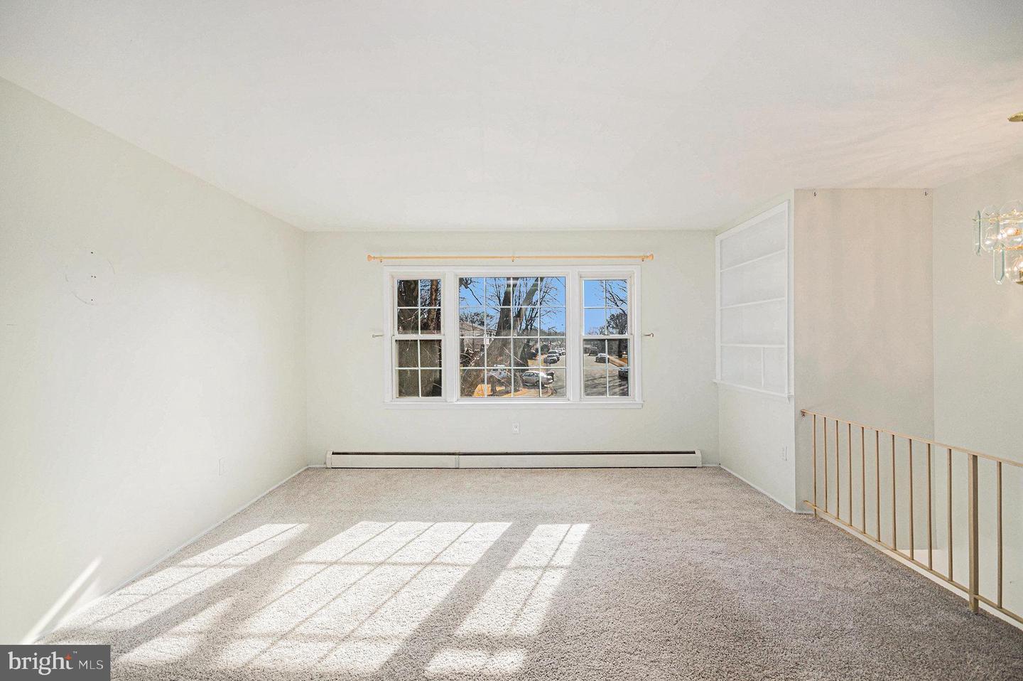 14508 DARBYDALE AVE, WOODBRIDGE, Virginia 22193, 4 Bedrooms Bedrooms, ,2 BathroomsBathrooms,Residential,For sale,14508 DARBYDALE AVE,VAPW2109324 MLS # VAPW2109324