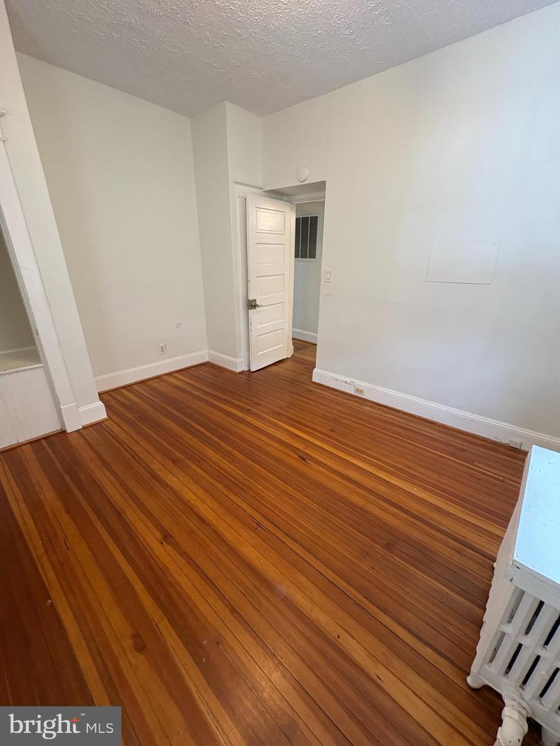 523 24TH ST S, ARLINGTON, Virginia 22202, 3 Bedrooms Bedrooms, ,2 BathroomsBathrooms,Residential,For sale,523 24TH ST S,VAAR2067094 MLS # VAAR2067094