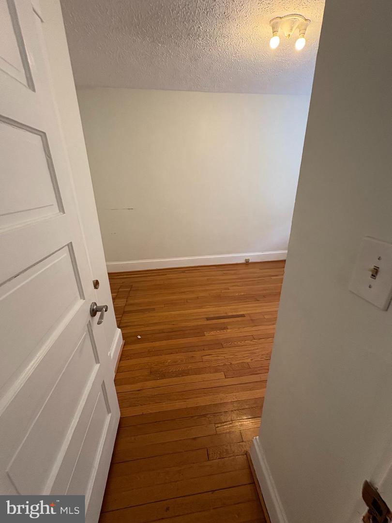 523 24TH ST S, ARLINGTON, Virginia 22202, 3 Bedrooms Bedrooms, ,2 BathroomsBathrooms,Residential,For sale,523 24TH ST S,VAAR2067094 MLS # VAAR2067094