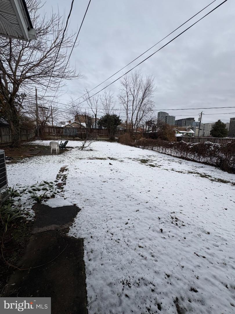 523 24TH ST S, ARLINGTON, Virginia 22202, 3 Bedrooms Bedrooms, ,2 BathroomsBathrooms,Residential,For sale,523 24TH ST S,VAAR2067094 MLS # VAAR2067094