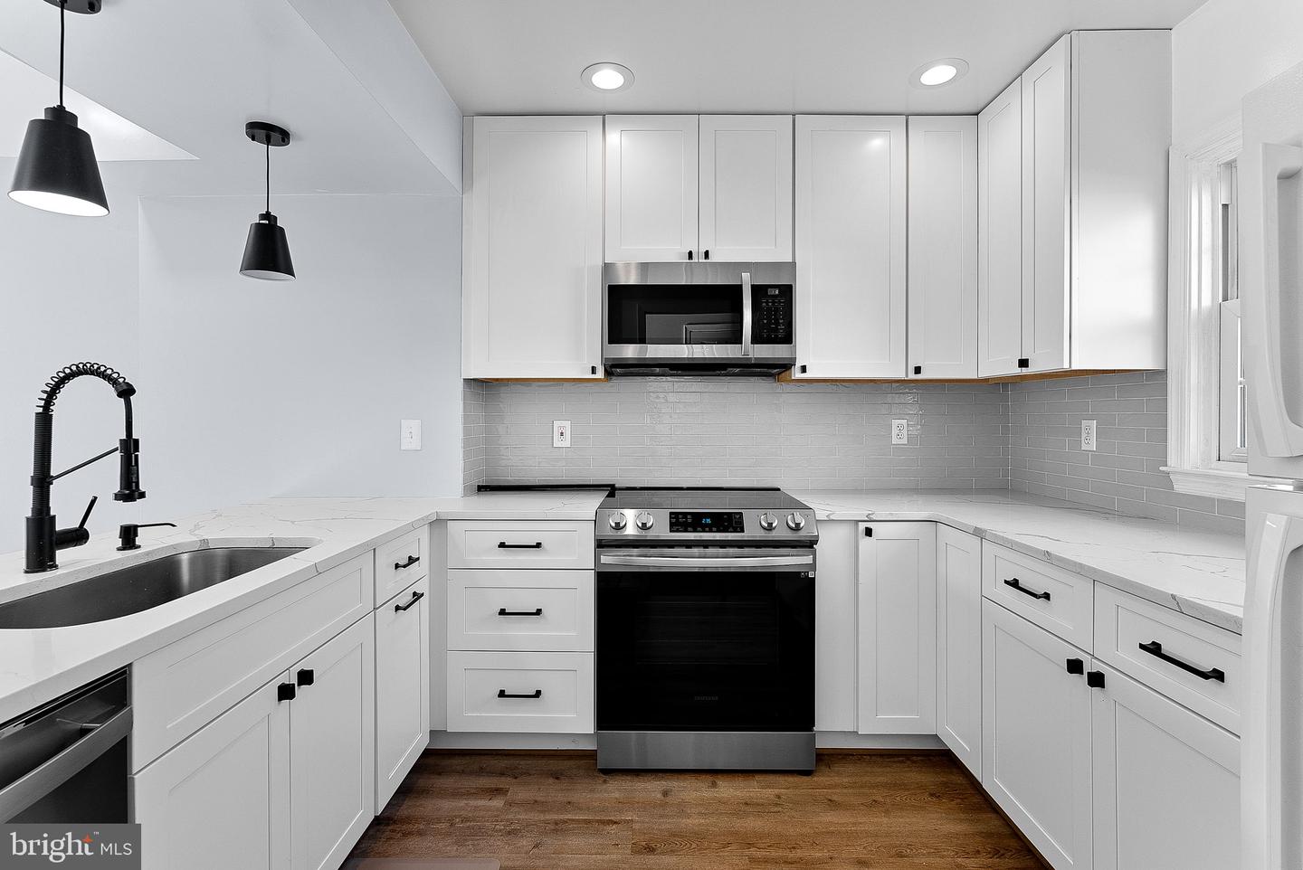 14411 TURIN LN, CENTREVILLE, Virginia 20121, 2 Bedrooms Bedrooms, ,1 BathroomBathrooms,Residential,For sale,14411 TURIN LN,VAFX2283280 MLS # VAFX2283280