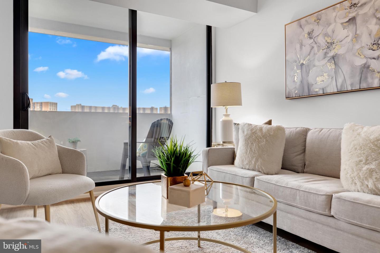 5911 EDSALL RD #904, ALEXANDRIA, Virginia 22304, 2 Bedrooms Bedrooms, ,2 BathroomsBathrooms,Residential,For sale,5911 EDSALL RD #904,VAAX2052658 MLS # VAAX2052658