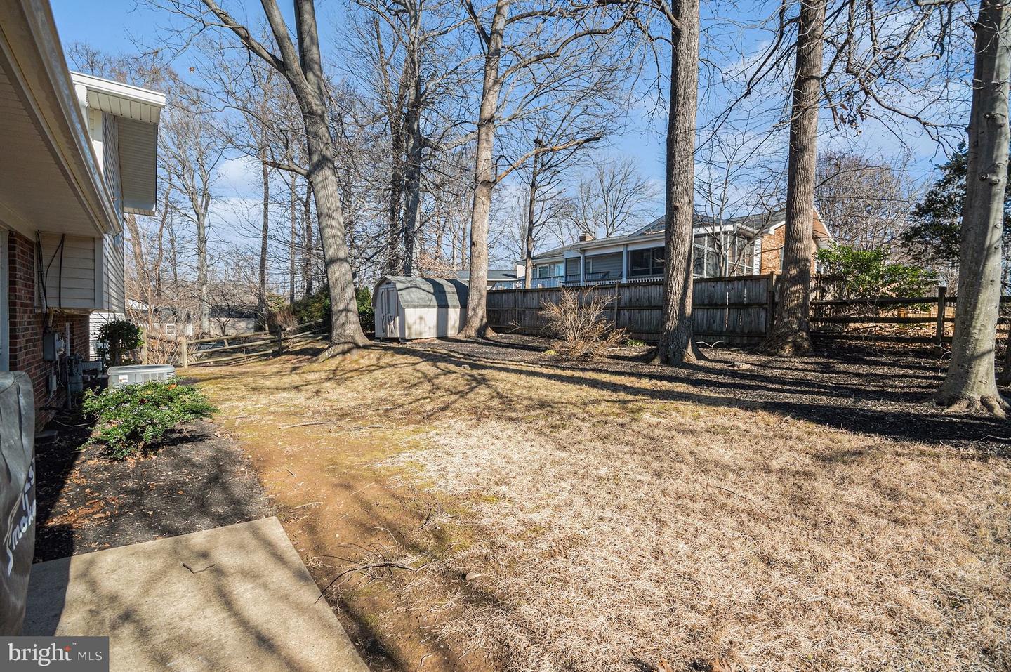 5015 STONE HAVEN DR, ANNANDALE, Virginia 22003, 5 Bedrooms Bedrooms, ,3 BathroomsBathrooms,Residential,For sale,5015 STONE HAVEN DR,VAFX2283456 MLS # VAFX2283456