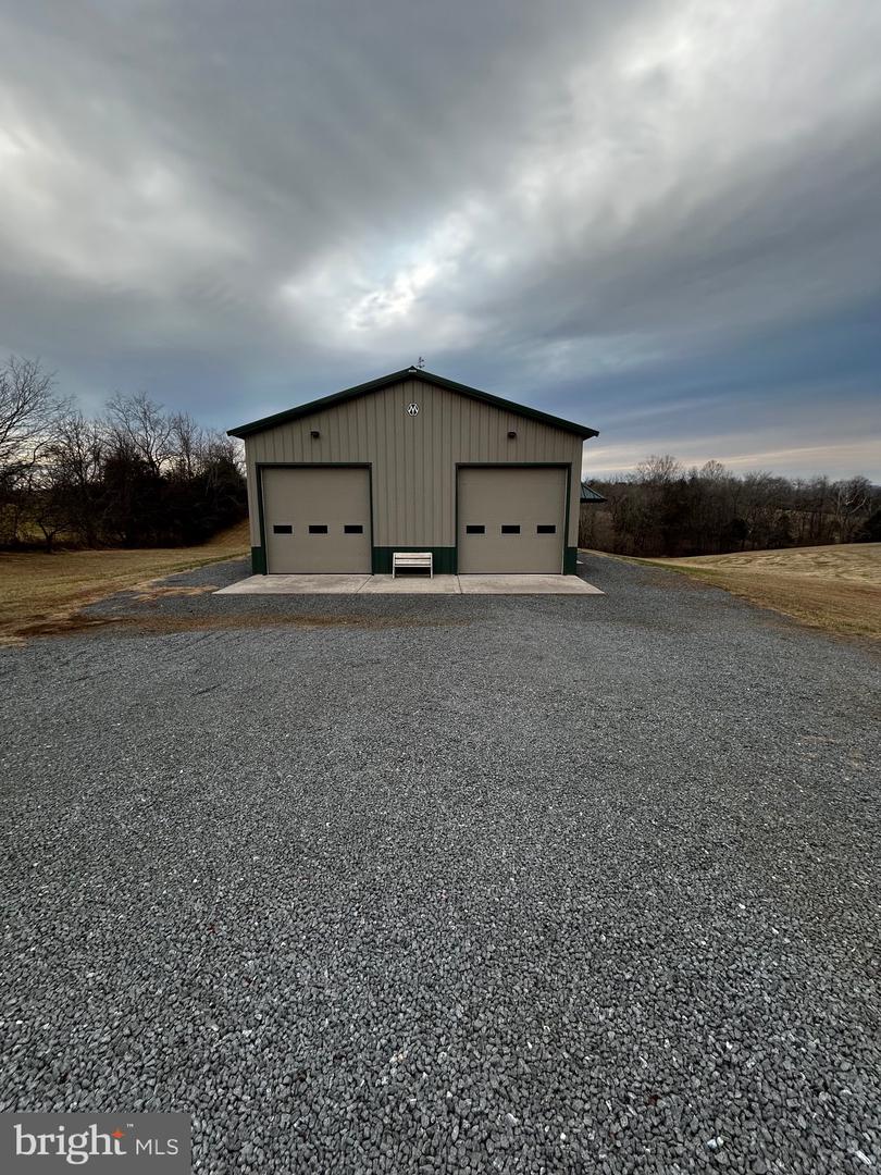 6188 DOCS RD, VIEWTOWN, Virginia 20106, 5 Bedrooms Bedrooms, ,3 BathroomsBathrooms,Residential,For sale,6188 DOCS RD,VACU2012278 MLS # VACU2012278