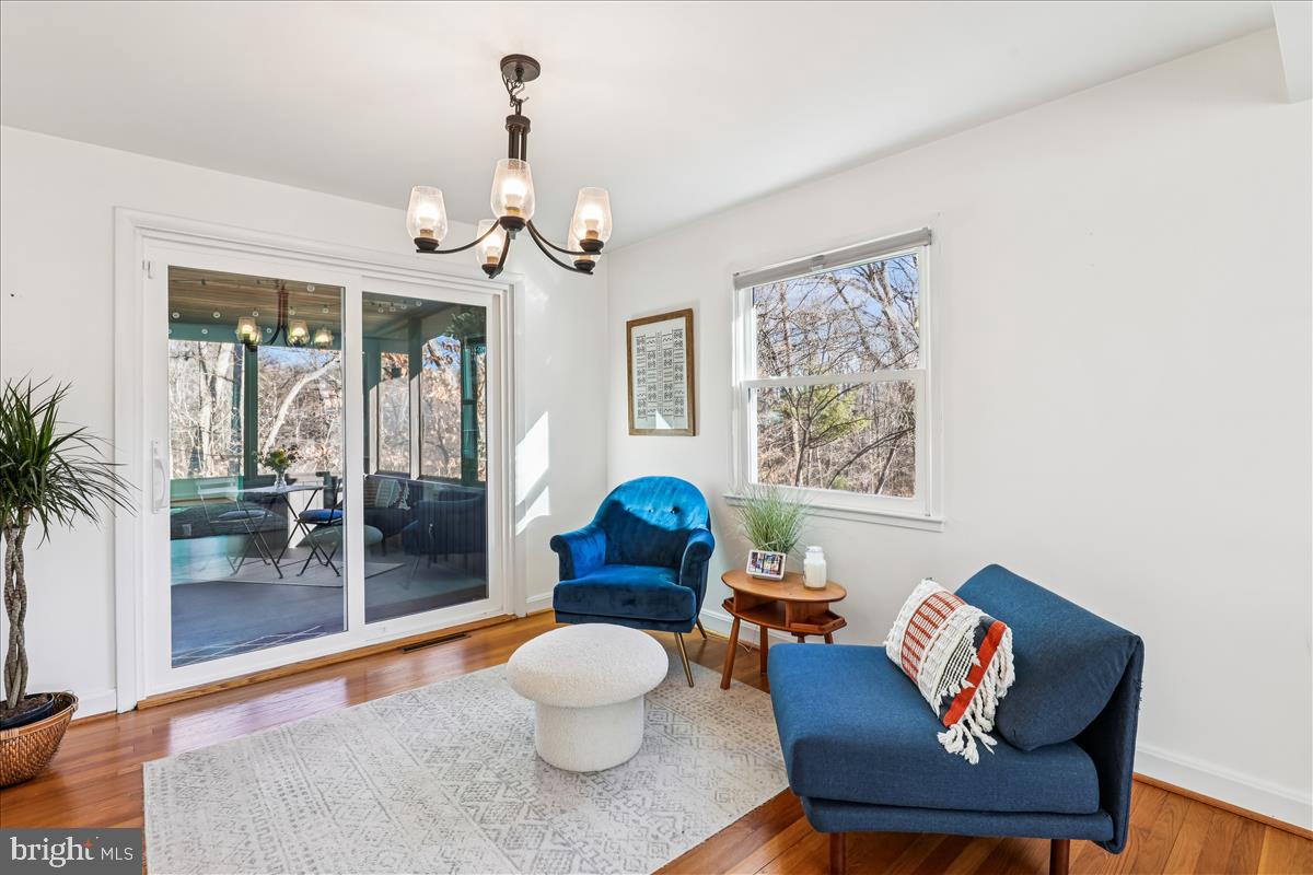 5909 KELLEY CT, ALEXANDRIA, Virginia 22312, 4 Bedrooms Bedrooms, ,2 BathroomsBathrooms,Residential,For sale,5909 KELLEY CT,VAAX2052712 MLS # VAAX2052712