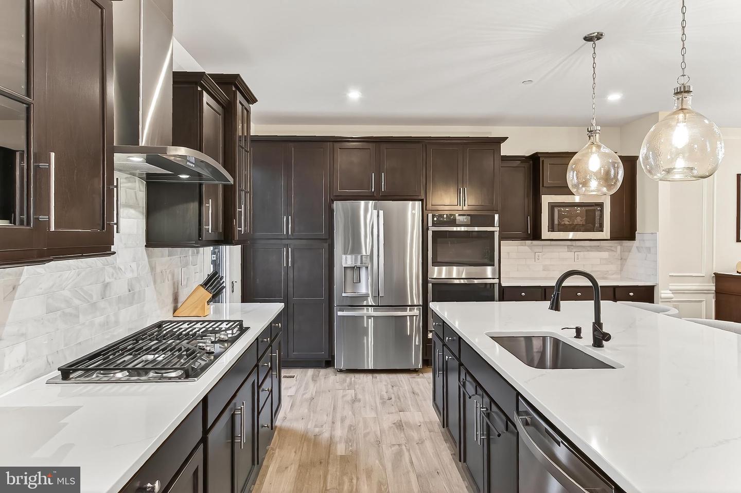 3849 RAINIER DR, FAIRFAX, Virginia 22033, 4 Bedrooms Bedrooms, ,4 BathroomsBathrooms,Residential,For sale,3849 RAINIER DR,VAFX2283520 MLS # VAFX2283520 3849 RAINIER DR, FAIRFAX, Virginia 22033, 4 Bedrooms Bedrooms, ,4 BathroomsBathrooms,Residential,For sale,3849 RAINIER DR,VAFX2283520 MLS # VAFX2283520