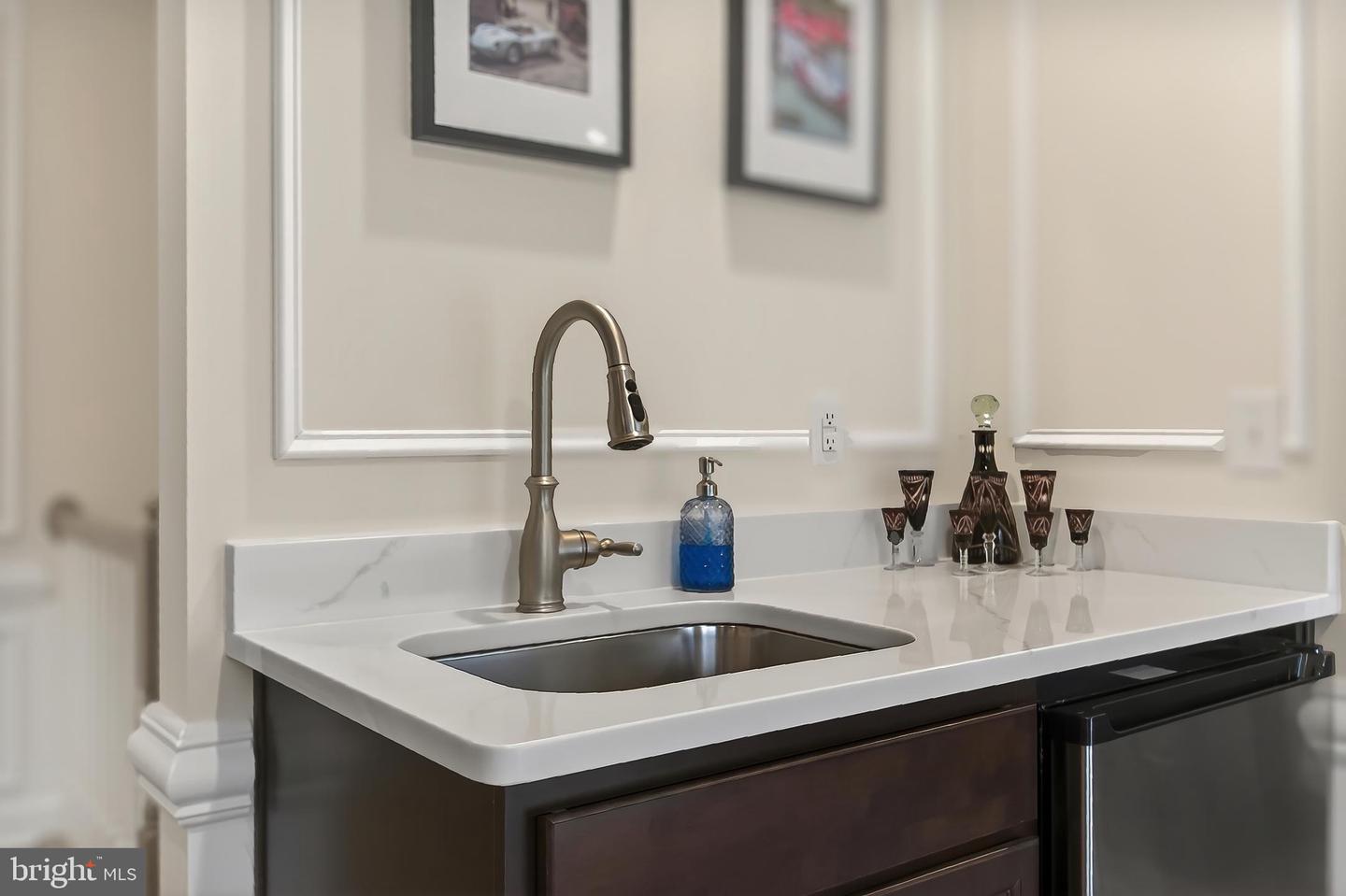 3849 RAINIER DR, FAIRFAX, Virginia 22033, 4 Bedrooms Bedrooms, ,4 BathroomsBathrooms,Residential,For sale,3849 RAINIER DR,VAFX2283520 MLS # VAFX2283520 3849 RAINIER DR, FAIRFAX, Virginia 22033, 4 Bedrooms Bedrooms, ,4 BathroomsBathrooms,Residential,For sale,3849 RAINIER DR,VAFX2283520 MLS # VAFX2283520