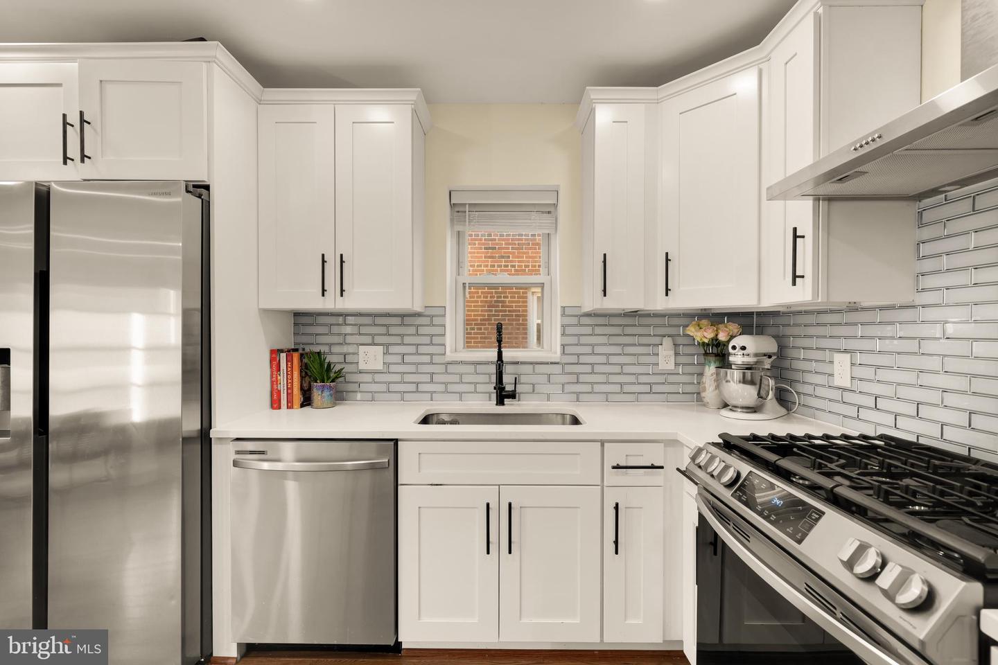 1202 NEWTON ST, ALEXANDRIA, Virginia 22301, 3 Bedrooms Bedrooms, ,2 BathroomsBathrooms,Residential,For sale,1202 NEWTON ST,VAAX2052714 MLS # VAAX2052714