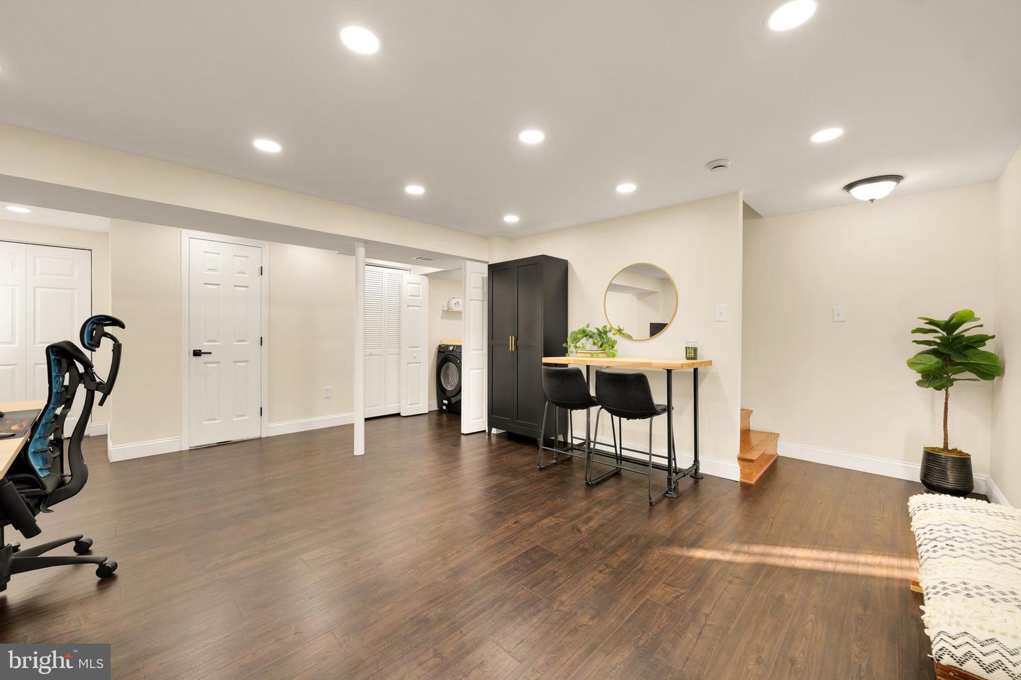 1202 NEWTON ST, ALEXANDRIA, Virginia 22301, 3 Bedrooms Bedrooms, ,2 BathroomsBathrooms,Residential,For sale,1202 NEWTON ST,VAAX2052714 MLS # VAAX2052714