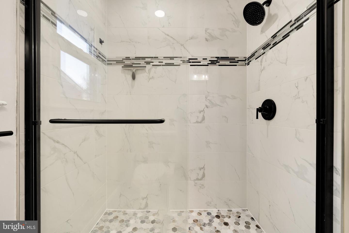 1202 NEWTON ST, ALEXANDRIA, Virginia 22301, 3 Bedrooms Bedrooms, ,2 BathroomsBathrooms,Residential,For sale,1202 NEWTON ST,VAAX2052714 MLS # VAAX2052714