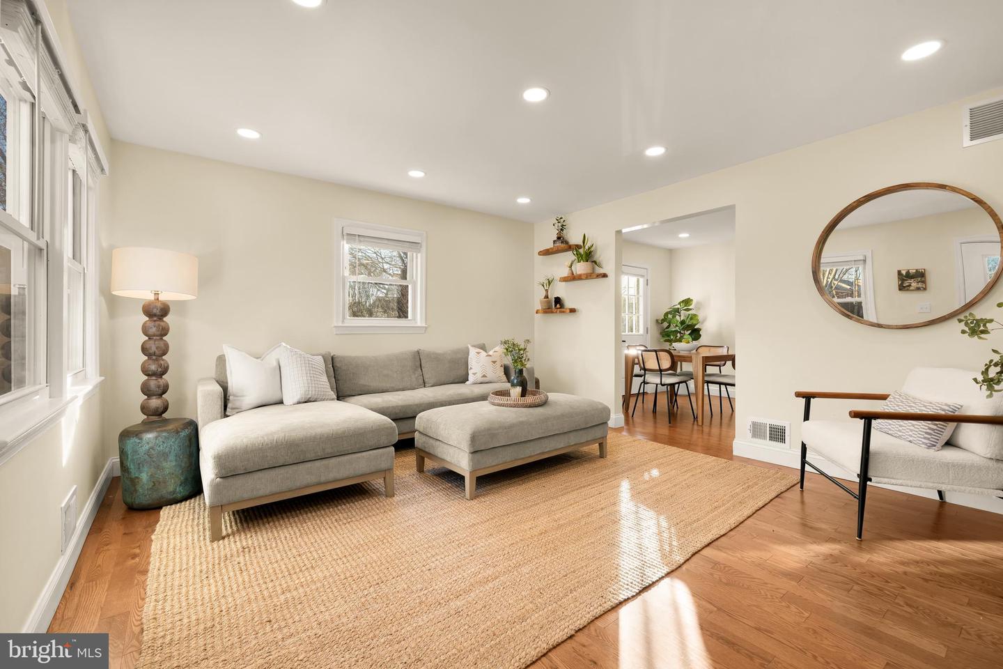 1202 NEWTON ST, ALEXANDRIA, Virginia 22301, 3 Bedrooms Bedrooms, ,2 BathroomsBathrooms,Residential,For sale,1202 NEWTON ST,VAAX2052714 MLS # VAAX2052714