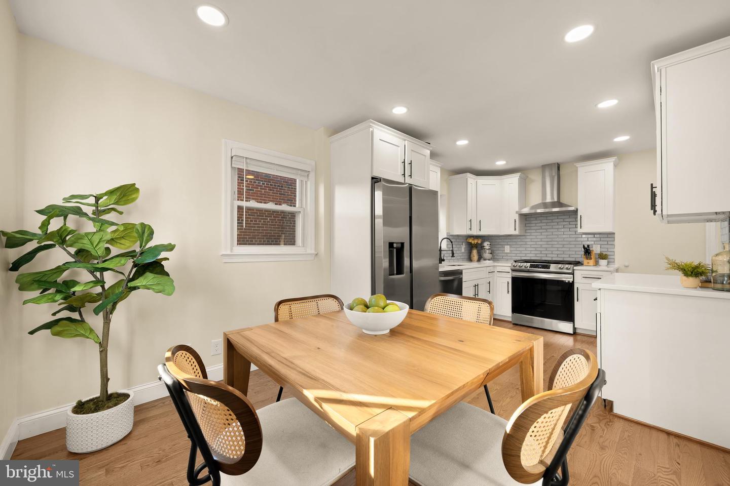 1202 NEWTON ST, ALEXANDRIA, Virginia 22301, 3 Bedrooms Bedrooms, ,2 BathroomsBathrooms,Residential,For sale,1202 NEWTON ST,VAAX2052714 MLS # VAAX2052714