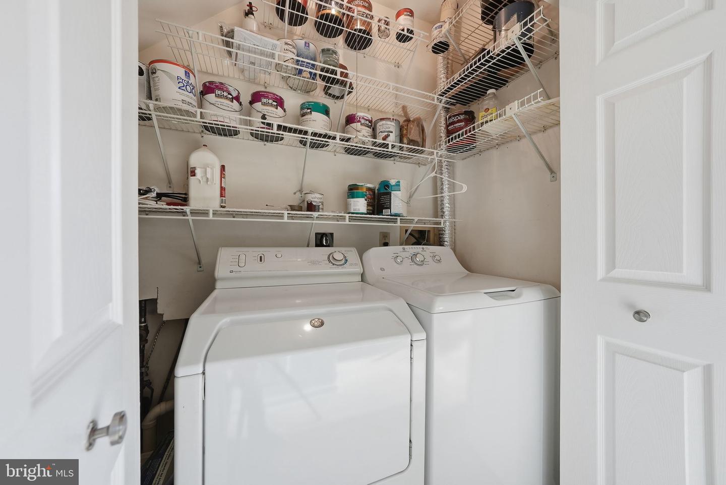 3715 HAMPTON CT, ALEXANDRIA, Virginia 22306, 2 Bedrooms Bedrooms, ,1 BathroomBathrooms,Residential,For sale,3715 HAMPTON CT,VAFX2283522 MLS # VAFX2283522