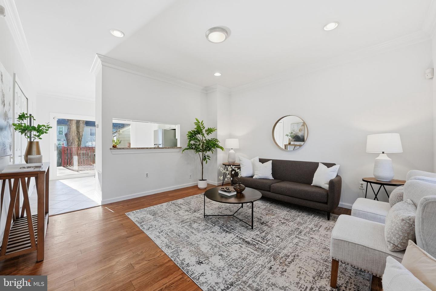 3715 HAMPTON CT, ALEXANDRIA, Virginia 22306, 2 Bedrooms Bedrooms, ,1 BathroomBathrooms,Residential,For sale,3715 HAMPTON CT,VAFX2283522 MLS # VAFX2283522