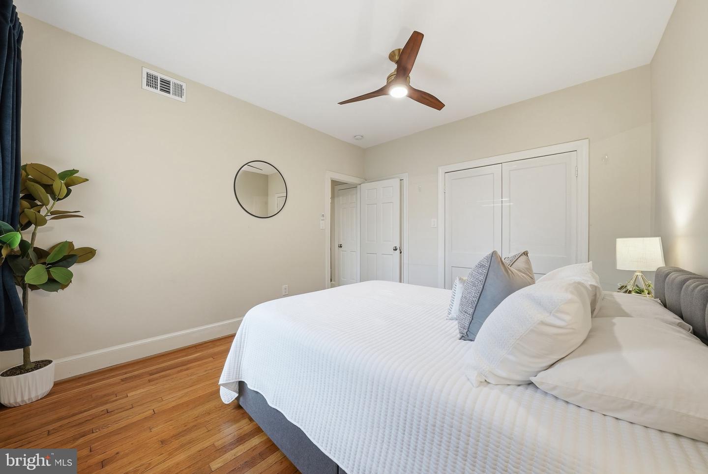 18 9TH ST NE #305, WASHINGTON, District Of Columbia 20002, 1 Bedroom Bedrooms, ,1 BathroomBathrooms,Residential,For sale,18 9TH ST NE #305,DCDC2238944 MLS # DCDC2238944