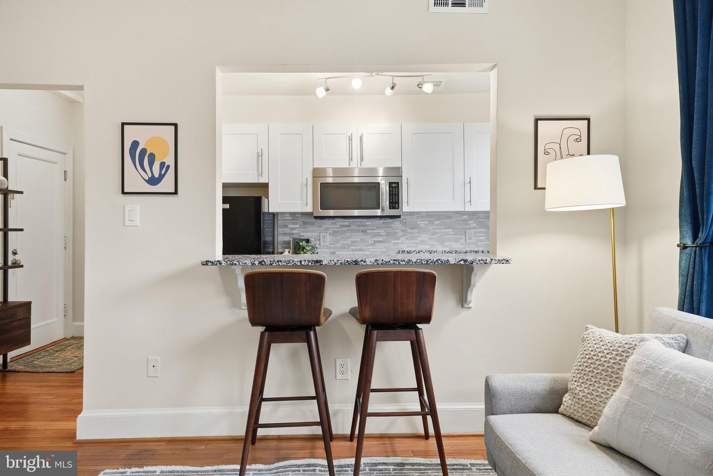 18 9TH ST NE #305, WASHINGTON, District Of Columbia 20002, 1 Bedroom Bedrooms, ,1 BathroomBathrooms,Residential,For sale,18 9TH ST NE #305,DCDC2238944 MLS # DCDC2238944