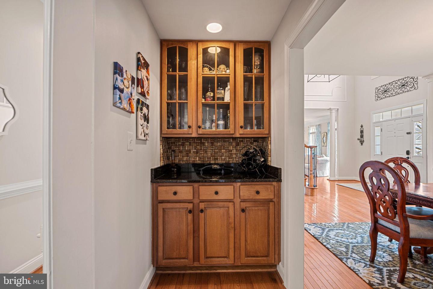 43423 MOUNTCASTLE DR, CHANTILLY, Virginia 20152, 4 Bedrooms Bedrooms, 23 Rooms Rooms,4 BathroomsBathrooms,Residential,For sale,43423 MOUNTCASTLE DR,VALO2113122 MLS # VALO2113122