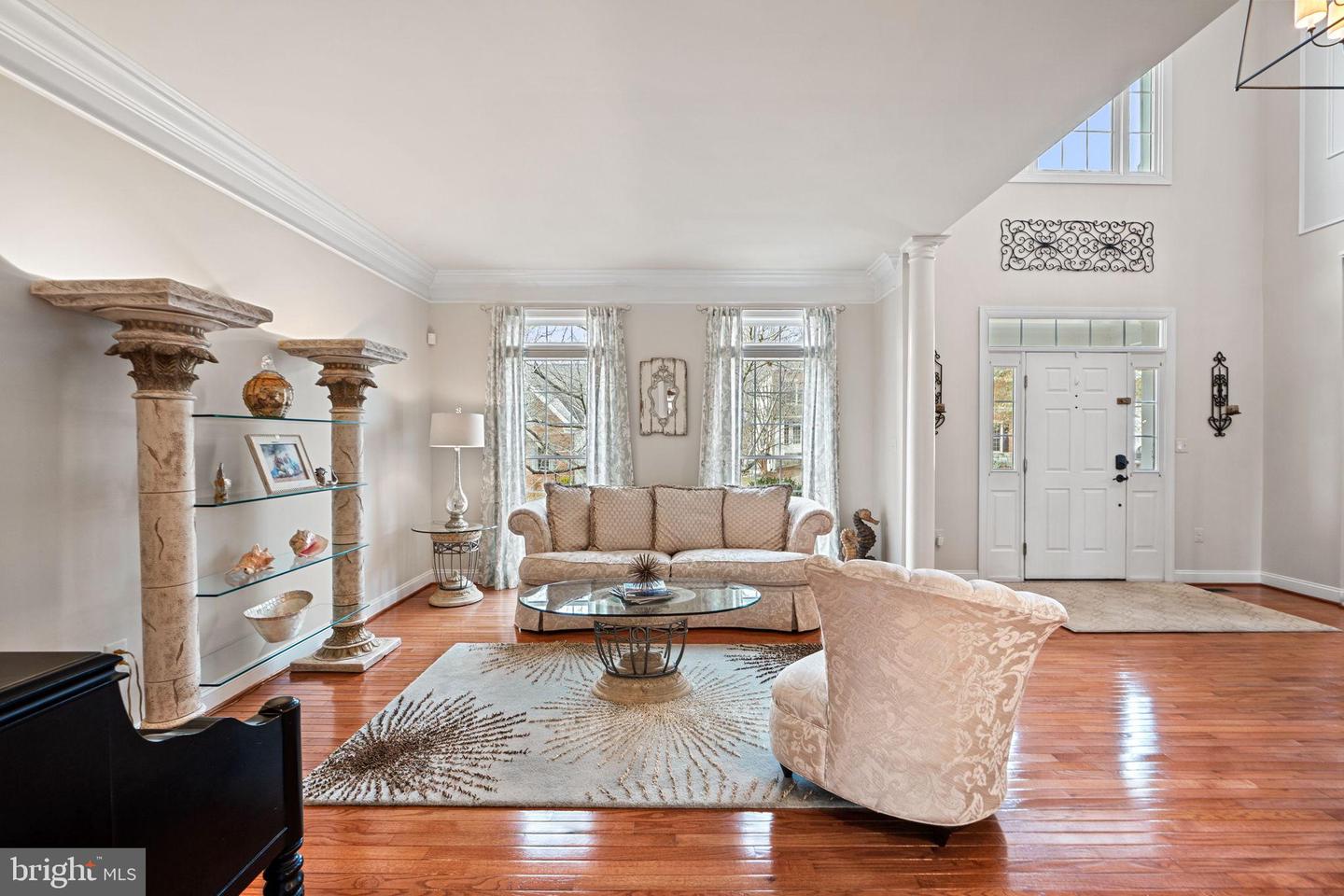 43423 MOUNTCASTLE DR, CHANTILLY, Virginia 20152, 4 Bedrooms Bedrooms, 23 Rooms Rooms,4 BathroomsBathrooms,Residential,For sale,43423 MOUNTCASTLE DR,VALO2113122 MLS # VALO2113122