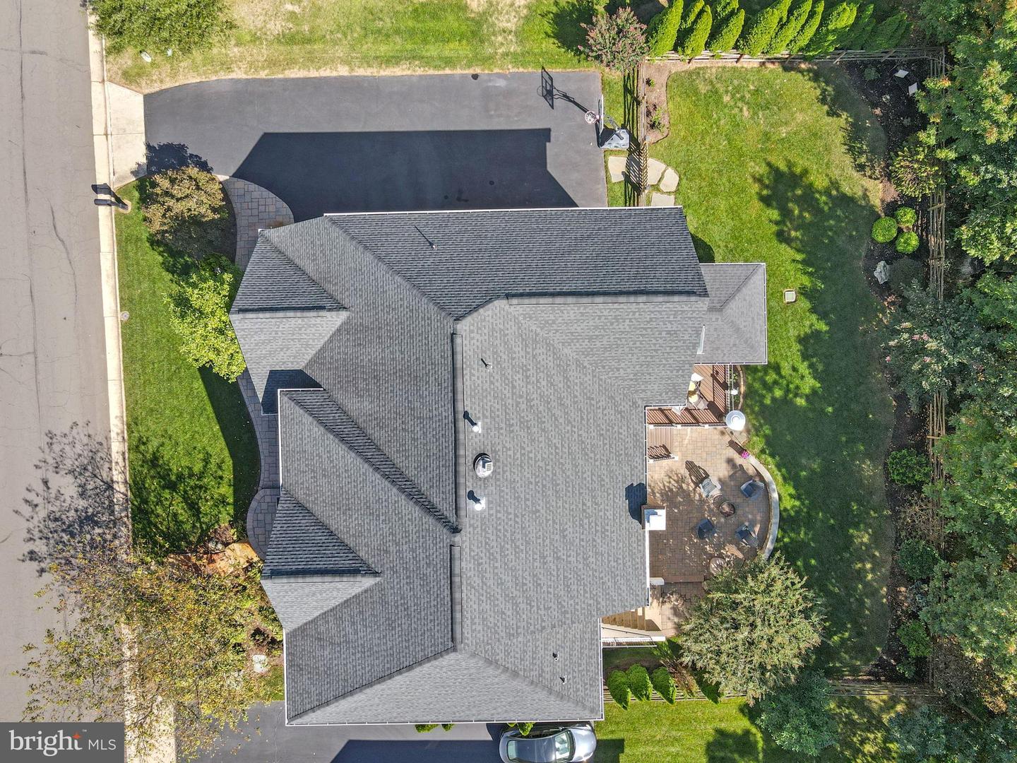 43423 MOUNTCASTLE DR, CHANTILLY, Virginia 20152, 4 Bedrooms Bedrooms, 23 Rooms Rooms,4 BathroomsBathrooms,Residential,For sale,43423 MOUNTCASTLE DR,VALO2113122 MLS # VALO2113122